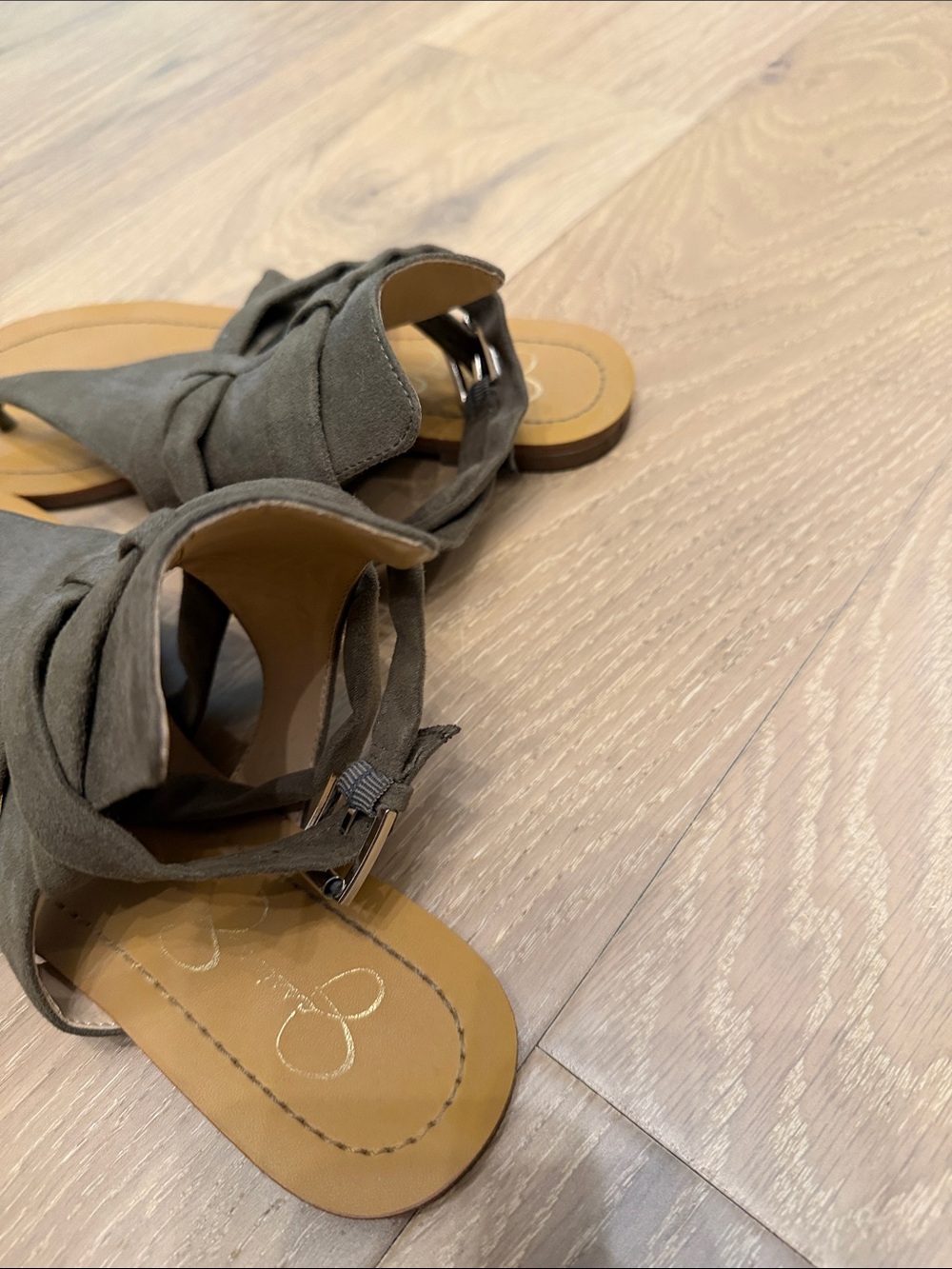 Jessica Simpson Sandals - Picture 2 of 3